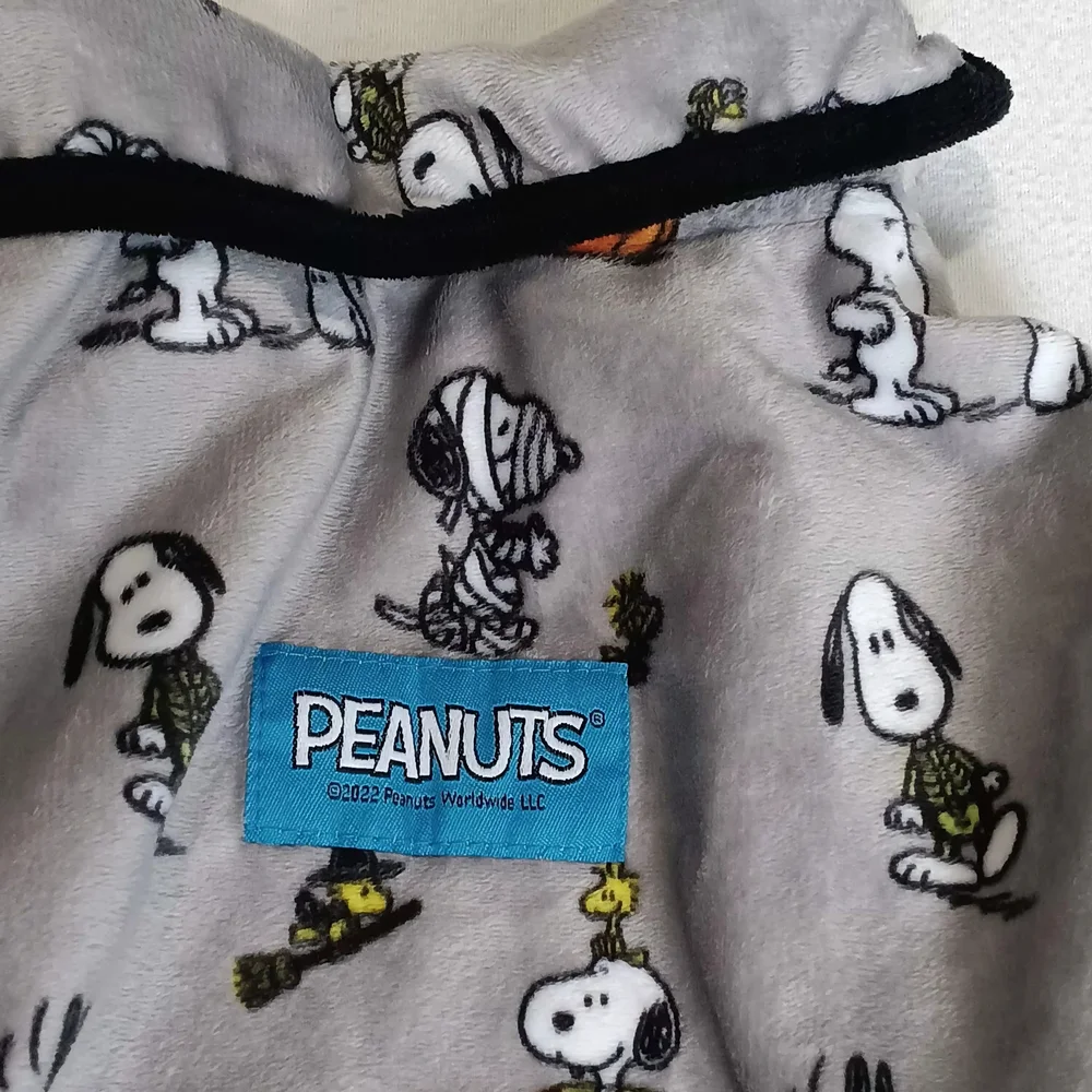 Peanuts Halloween Gray Snoopy Sz S Dog Sweater With Snap Buttons Mummy, Pumpkin